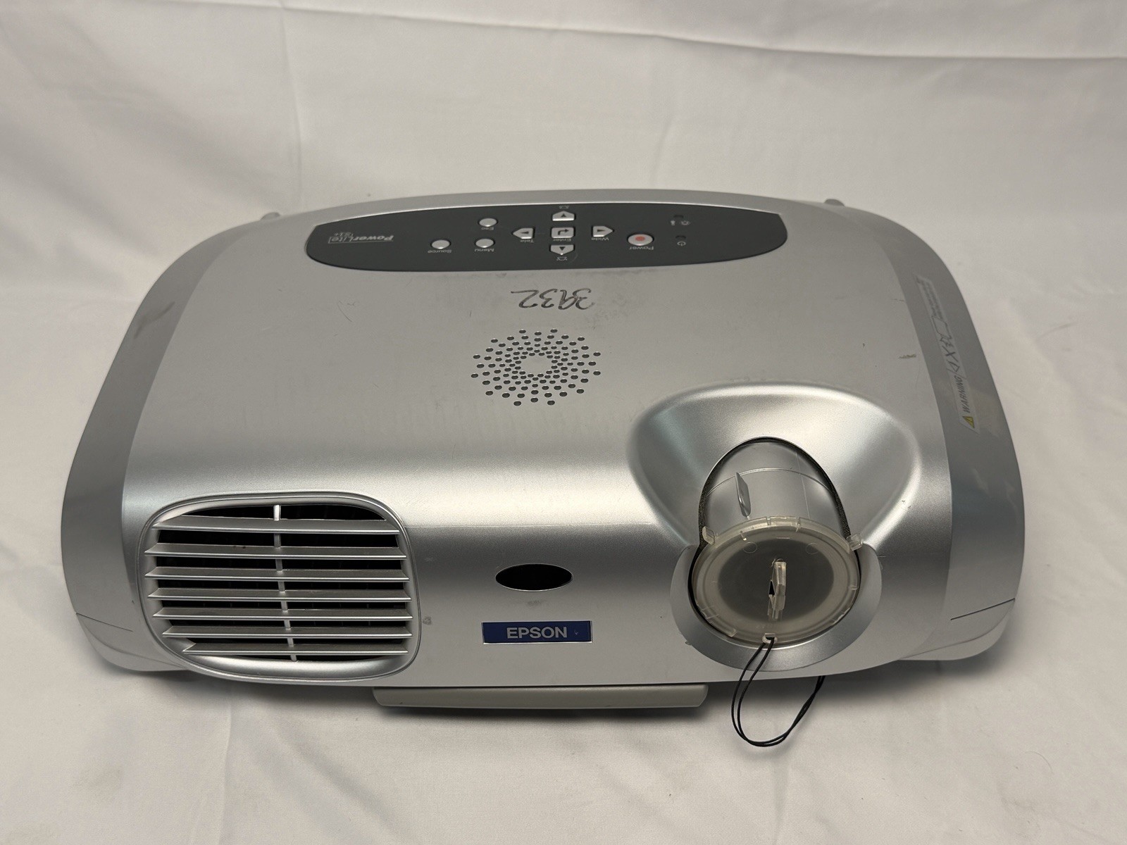 Epson PowerLite EMP-S1H LCD Home Theater Projector 1200 ANSI Lumen 204H office