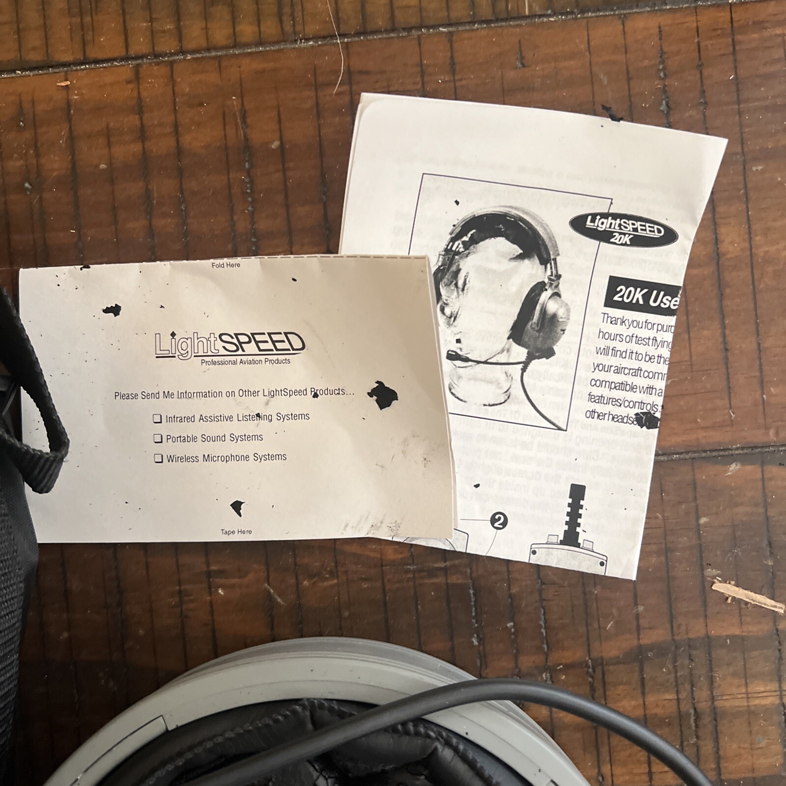 LightSpeed 20K Aviation Headphones with Carrying Case Read
