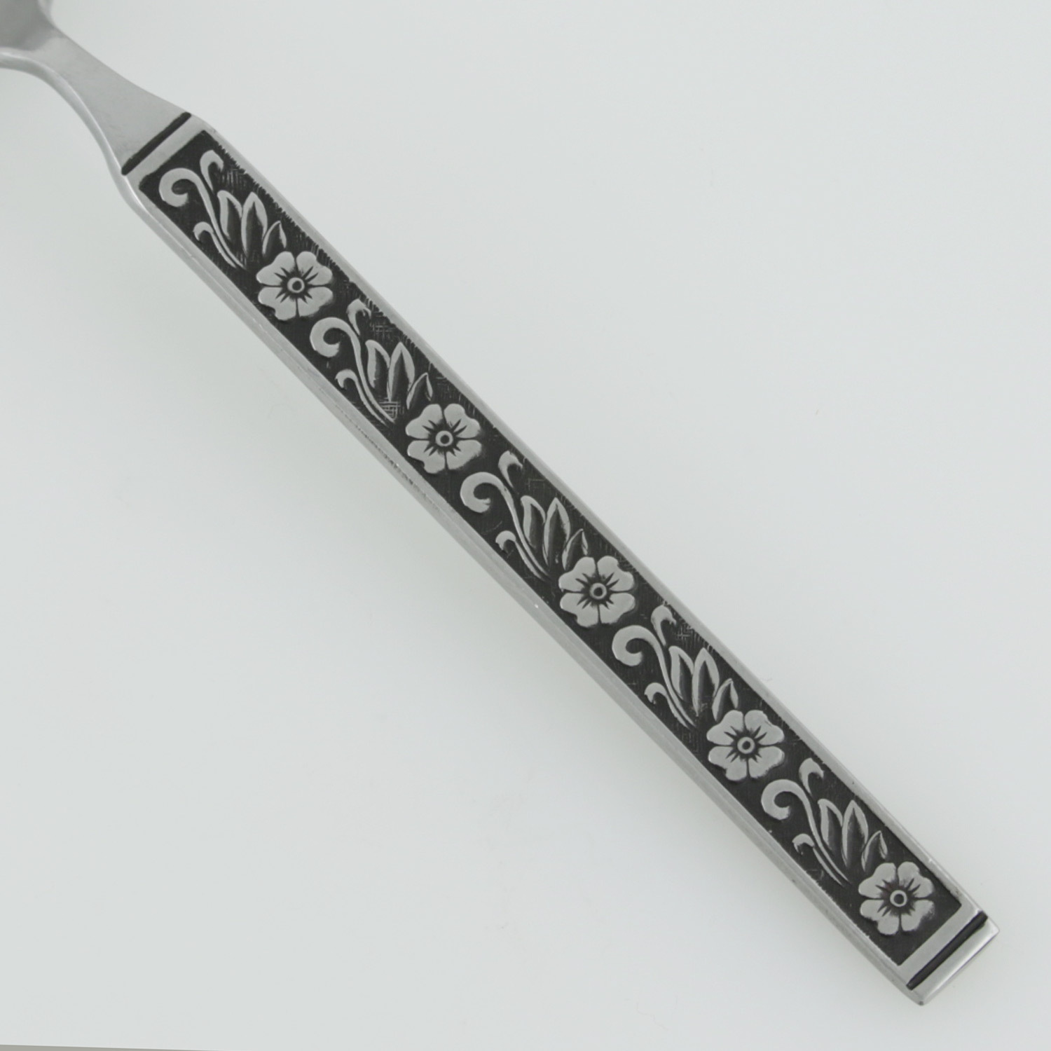 Gold Standard NIGHT BLOSSOM Stainless Japan Black Accent Glossy Flatware CHOICE