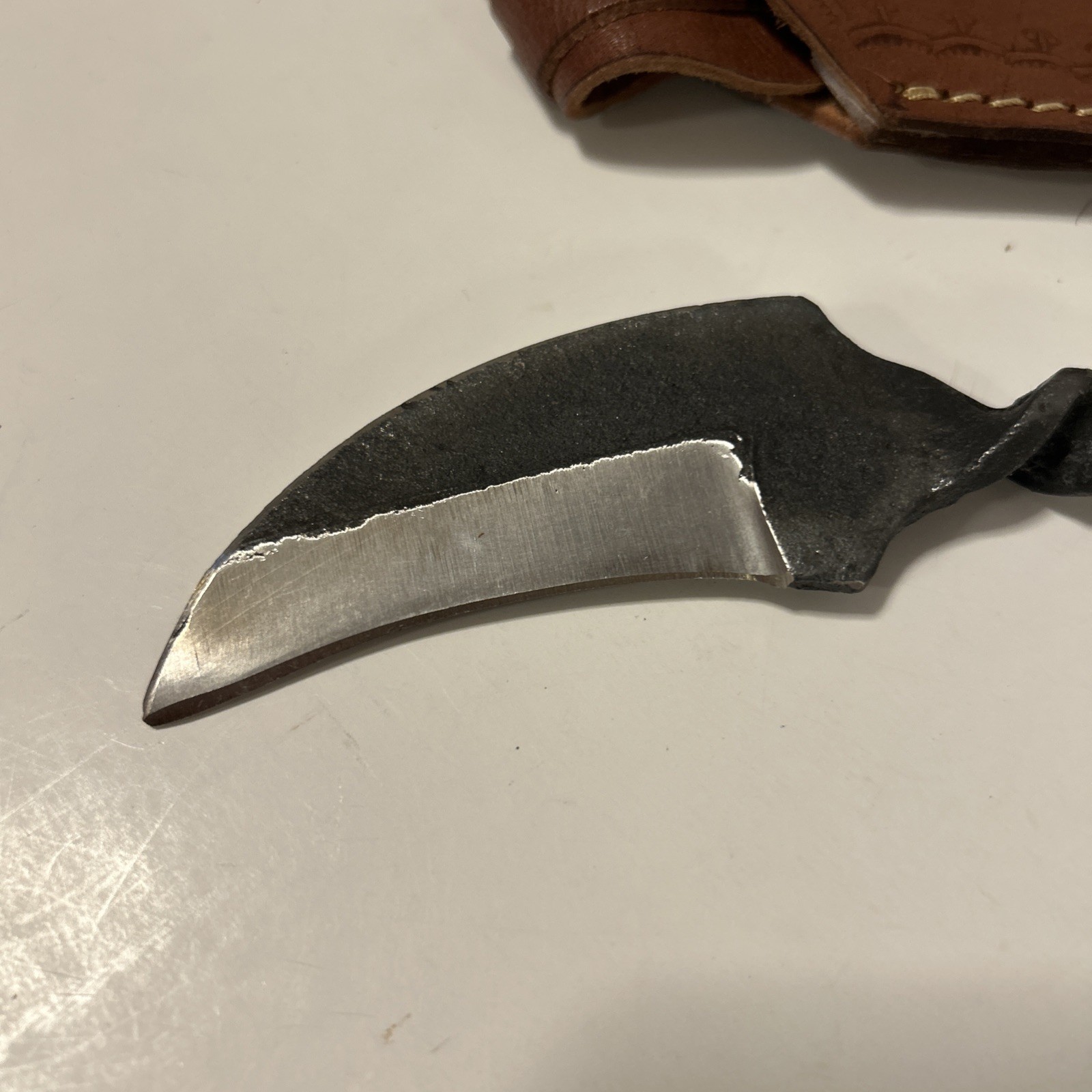 Fixed Blade Knife With Sheath