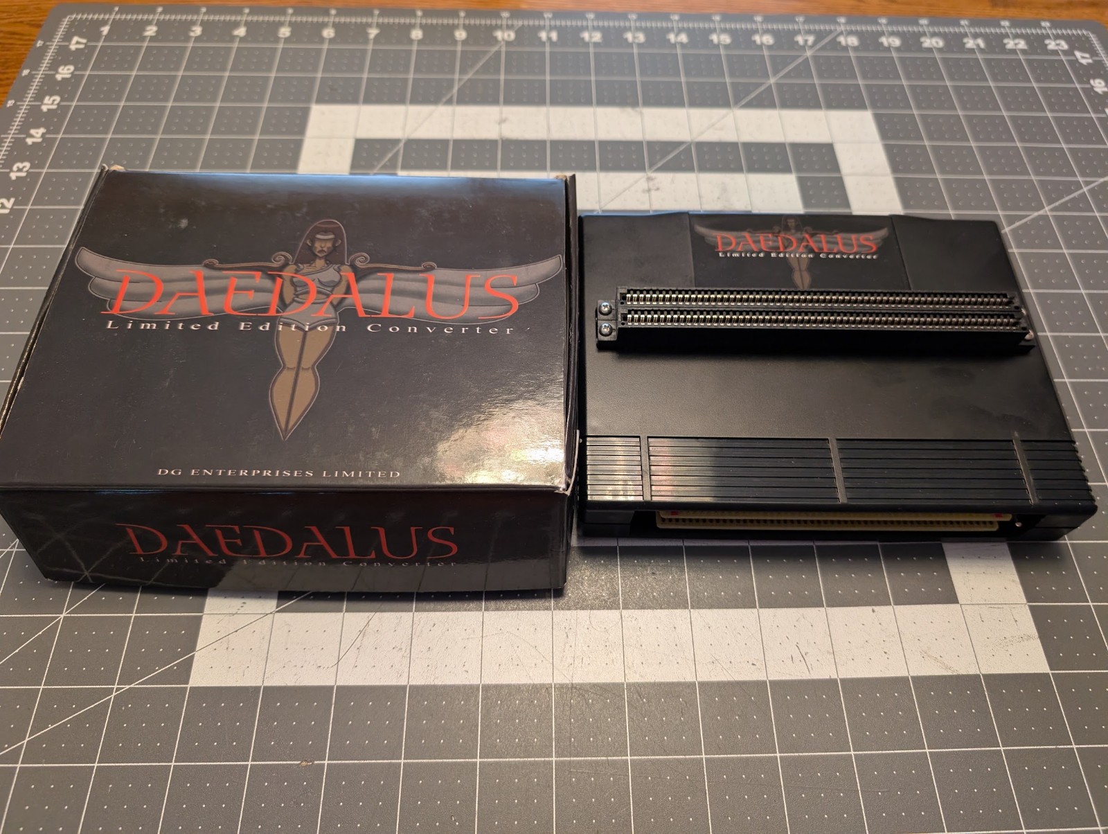 Neo Geo Daedalus MVS to AES Converter With Box - Tested
