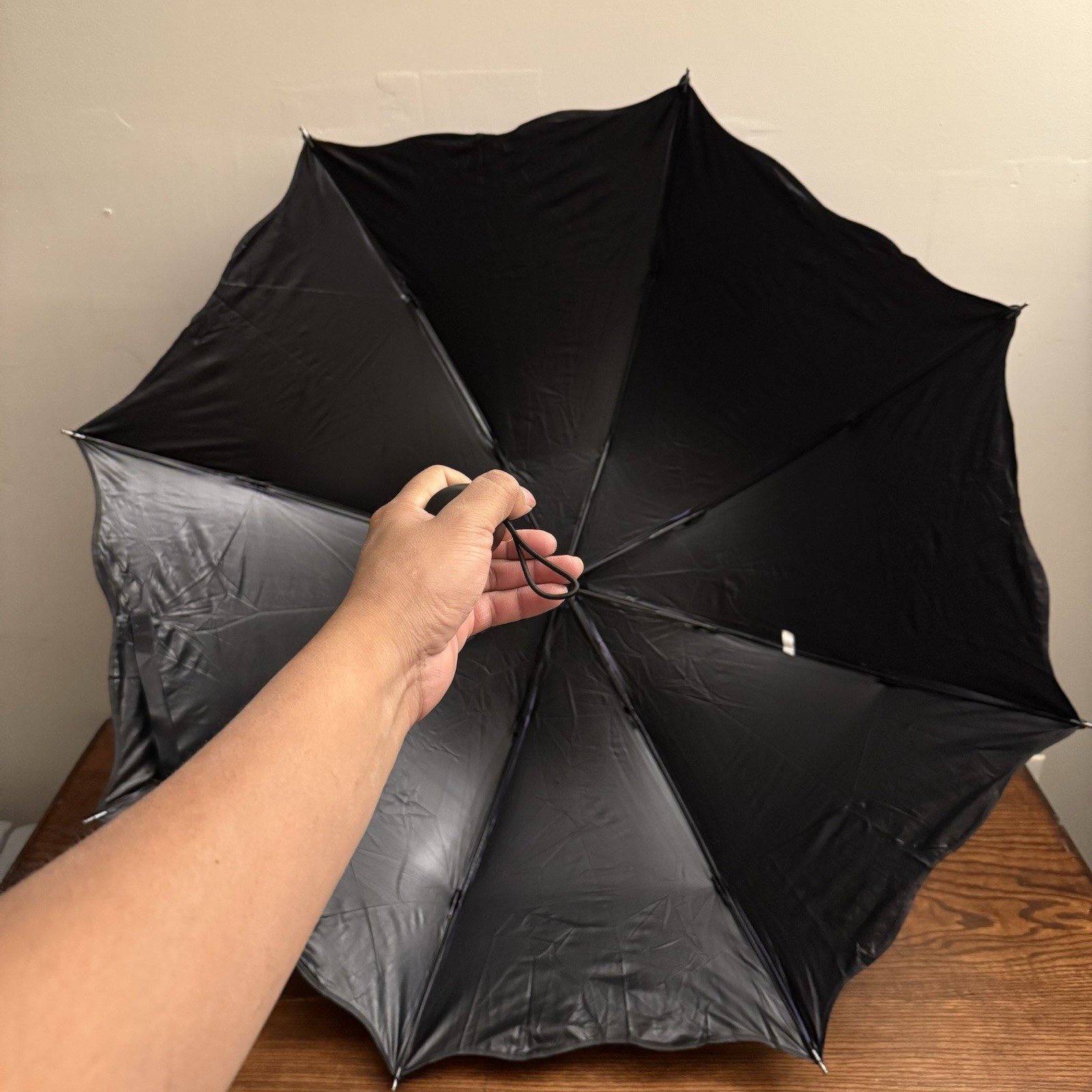 Revers-A-Brella Inverted Umbrella Purple with Reflective Border – Hands-Free.