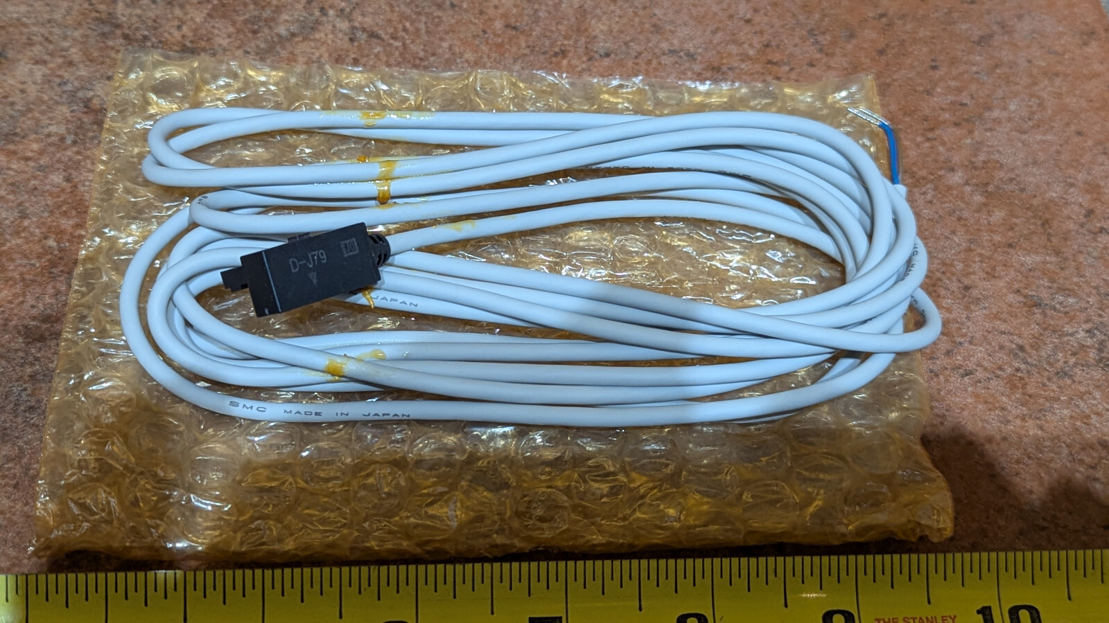 (1) SMC D-J79 Autoswitch Accessory Cylinder Switch Sensor 9' NOS READ CONDITION