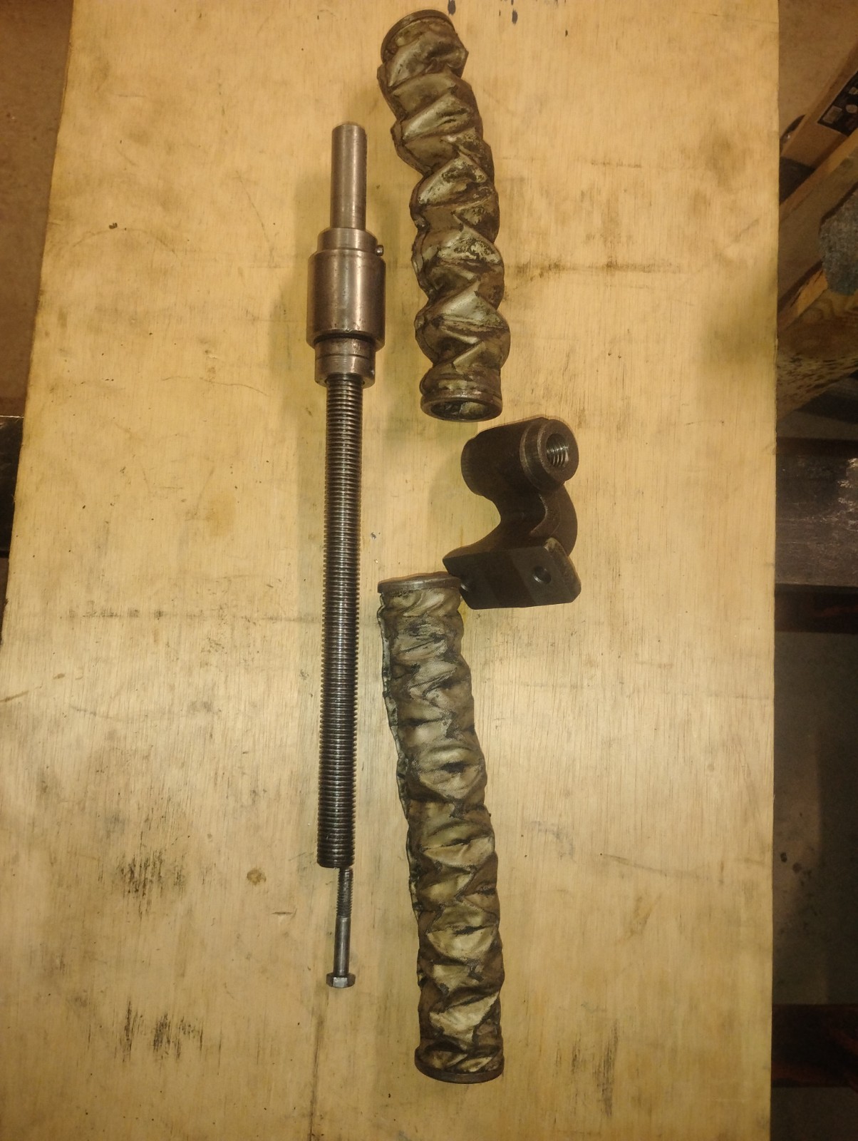 Rockwell surface grinder 24-105 cross feed screw and nut