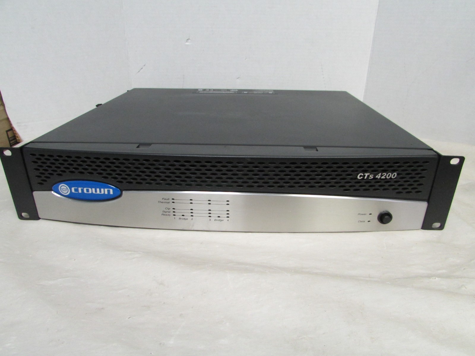 Crown CTs 4200 4-channel Amplifier POWER ON TESTED ONLY