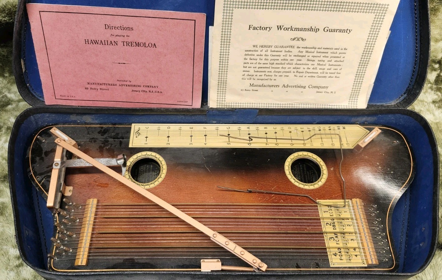 Vintage Rare 1930s Hawaiian Tremoloa Auto Harp With Case & Paperwork Made In USA
