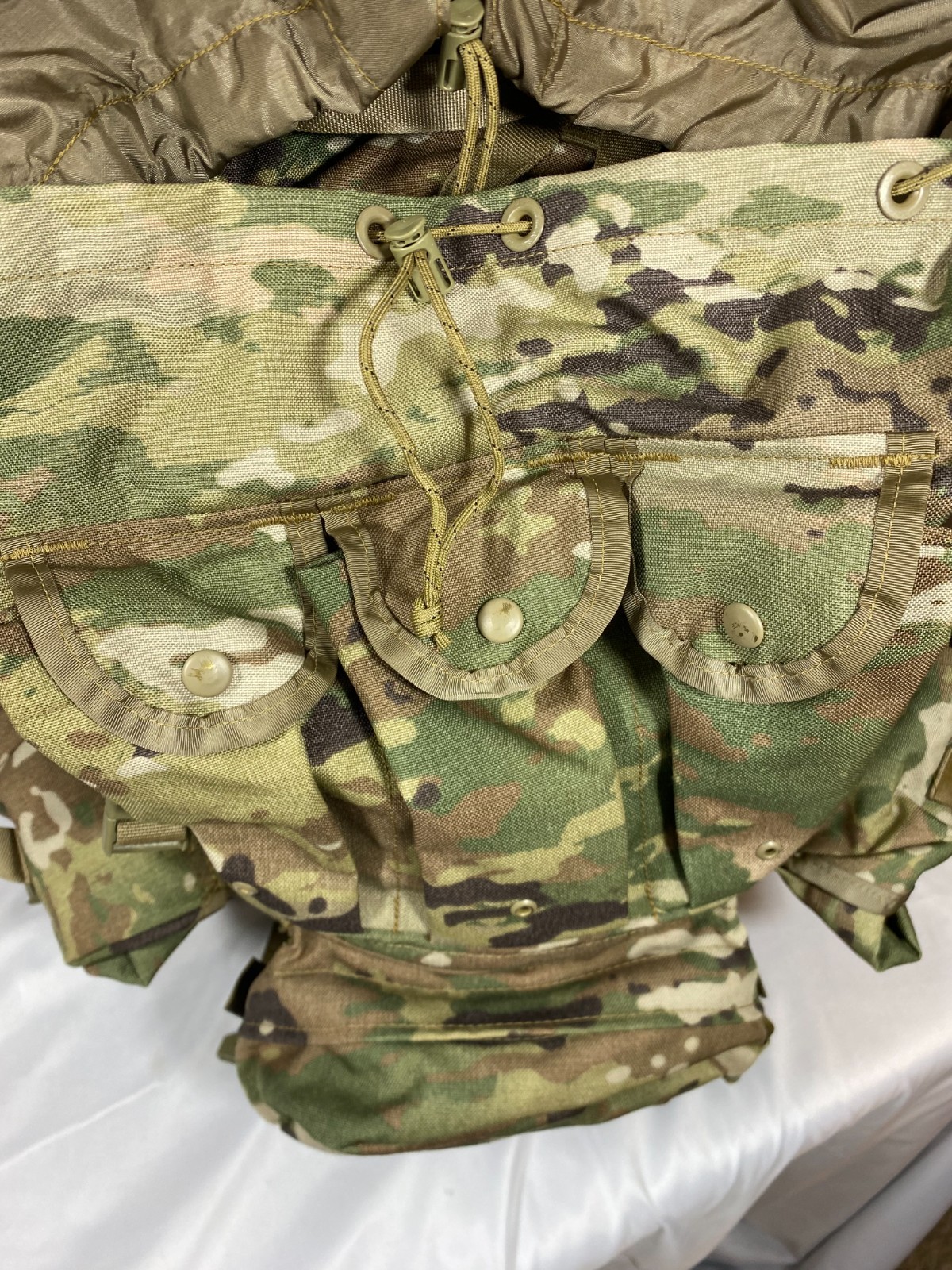 OCP MOLLE 4000 Large Rucksack Set- Set w/Straps, Frame, Pouches Very Good Cond