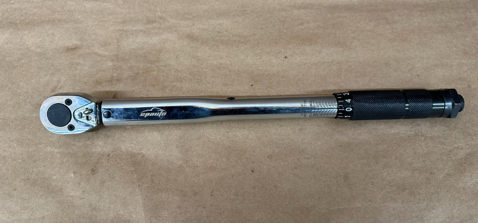 Epauto 3/8 in Drive Click Torque Wrench with case