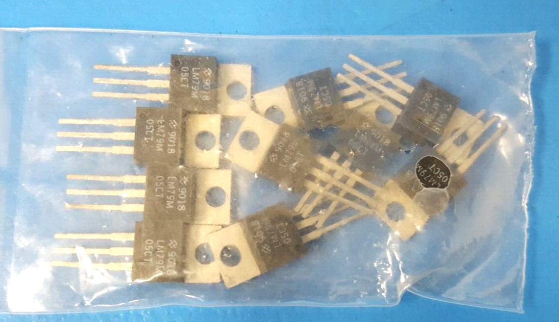 (10 PCS) LINEAR VOLTAGE REGULATOR, LM79M05CT, NSC