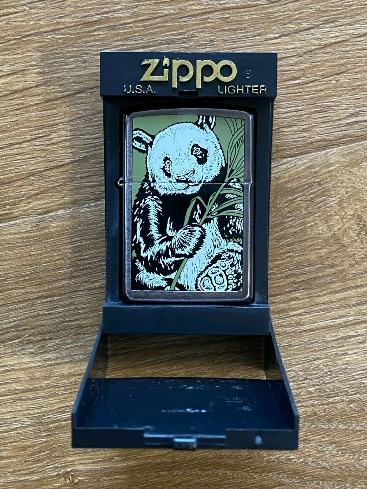 RARE Zippo 1993 Giant Panda Endangered Animals Barrett Smyth Lighter