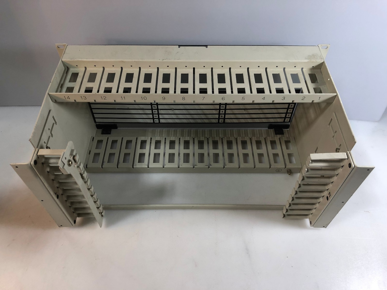 ADC SCV-C-14 Chassis