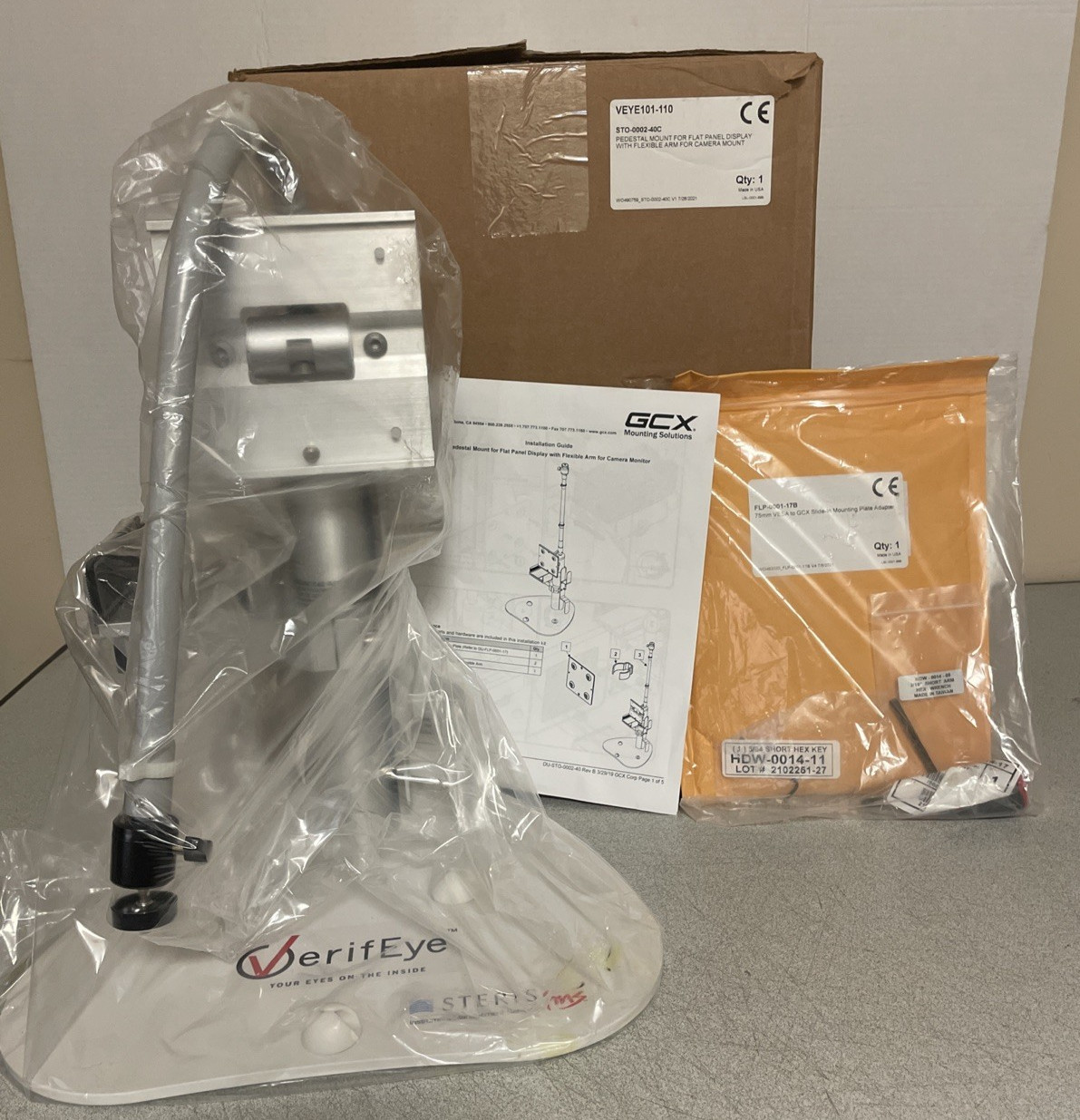 New Steris Verifeye VEYE101-110 Flat Panel Pedestal Mount