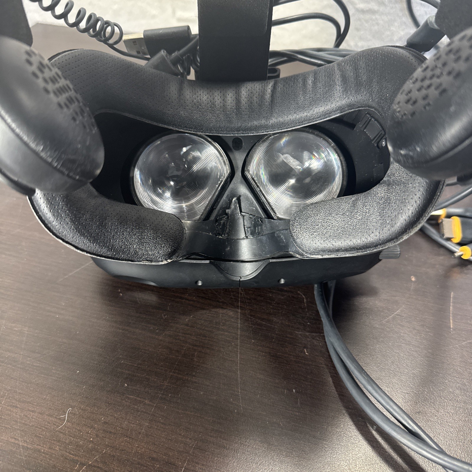 HTC Vive VR Headset w/ Extras And Cables