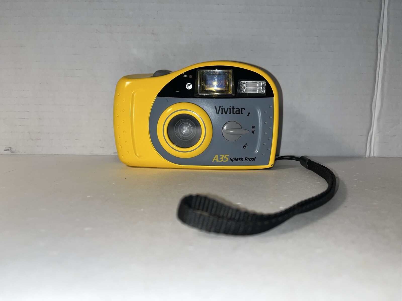 Vivitar - A35 Splash Proof 35mm Point & Shoot Film Camera - Tested and Working
