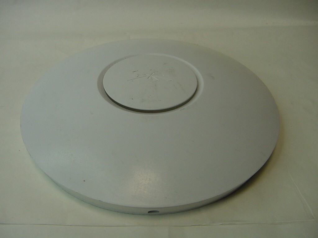 UBIQUITI UNIFI AP LONG RANGE ACCESS POINT - NO BACKPLATE