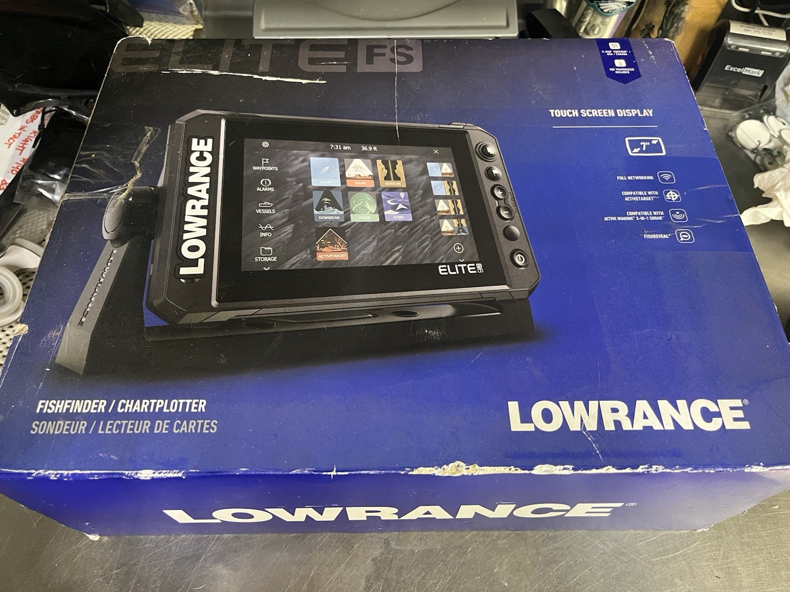Lowrance Elite FS 7 Fish Finder Chartplotter w/ Active Imaging 3-in-1 Transducer