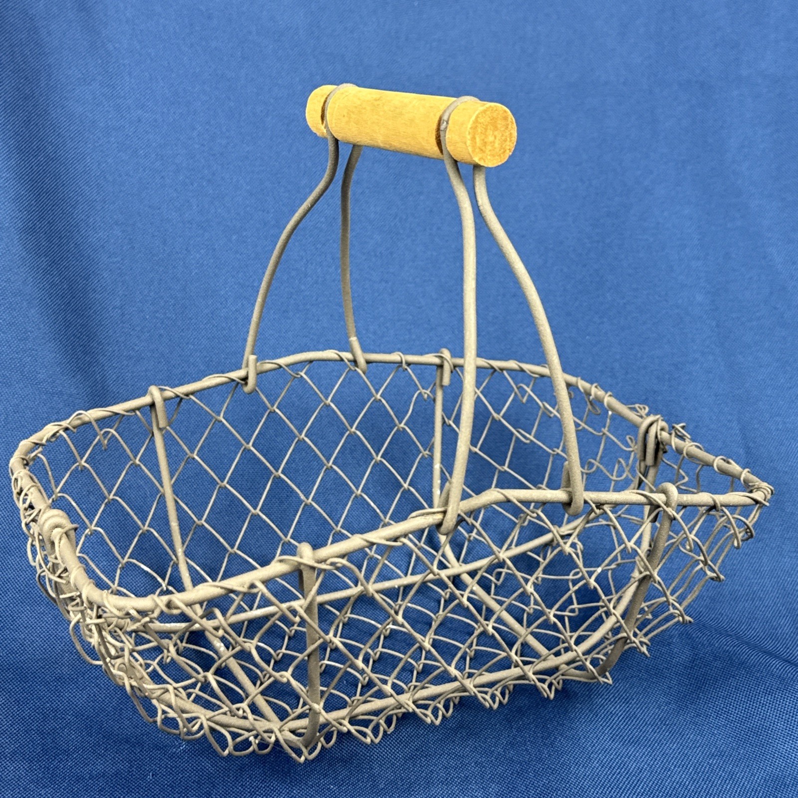 Wire Egg Collecting Basket Wood Handle Farmhouse Cottage Primitive Rustic Decor