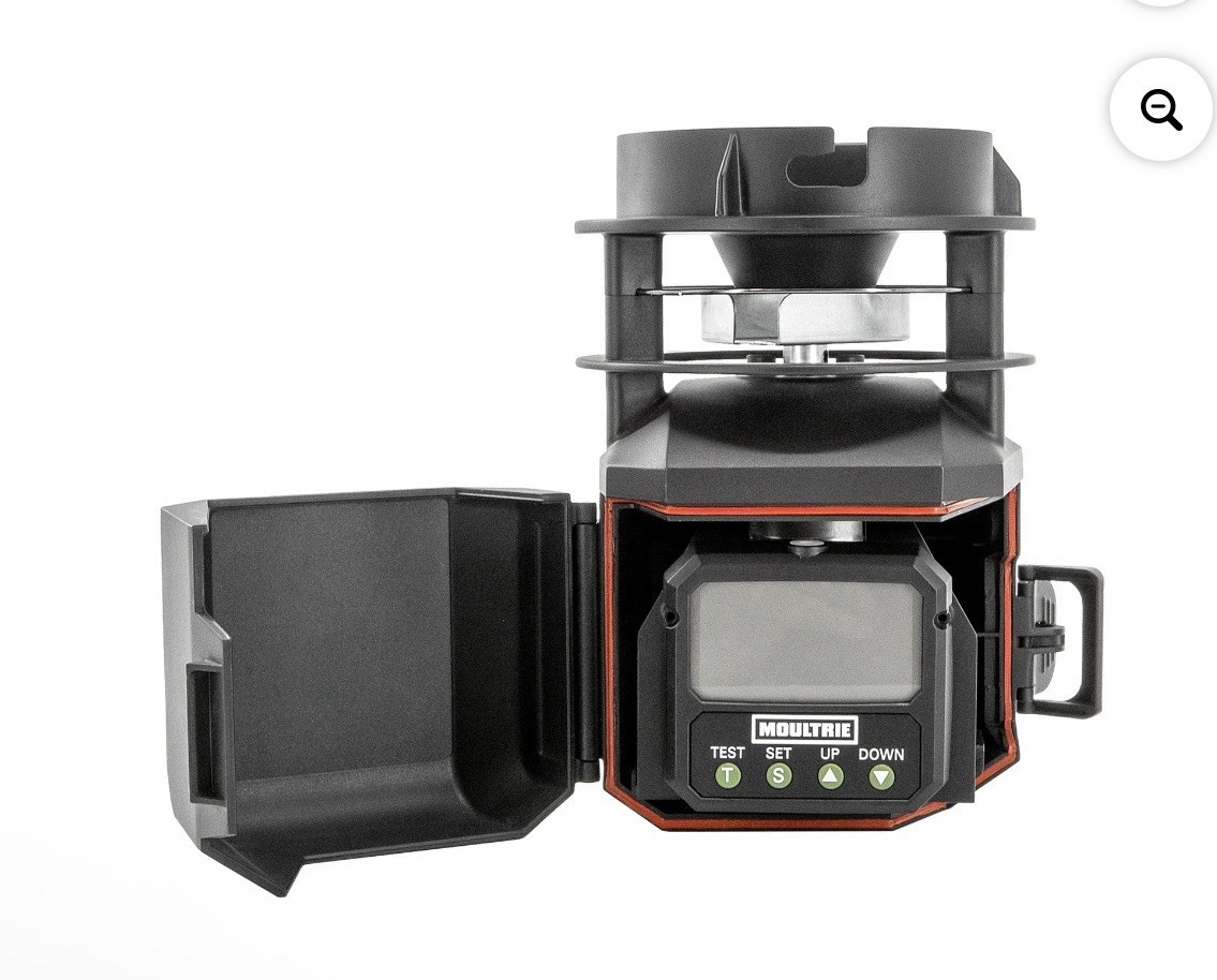 Moultrie Pro Hunter III Deer Feeder Kit Quicklock Adapter Bluetooth Connect