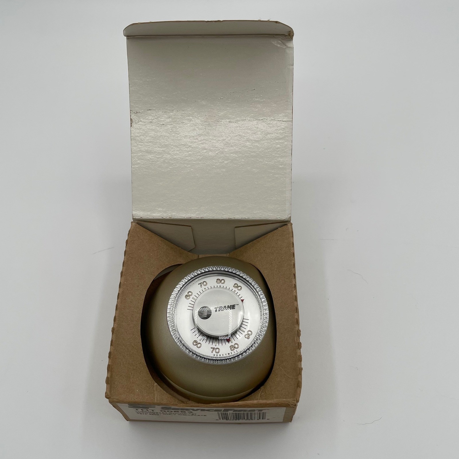 Trane ServiceFirst THT 00583 Round Thermostat Honeywell T87F 3608 Heat Only Gold