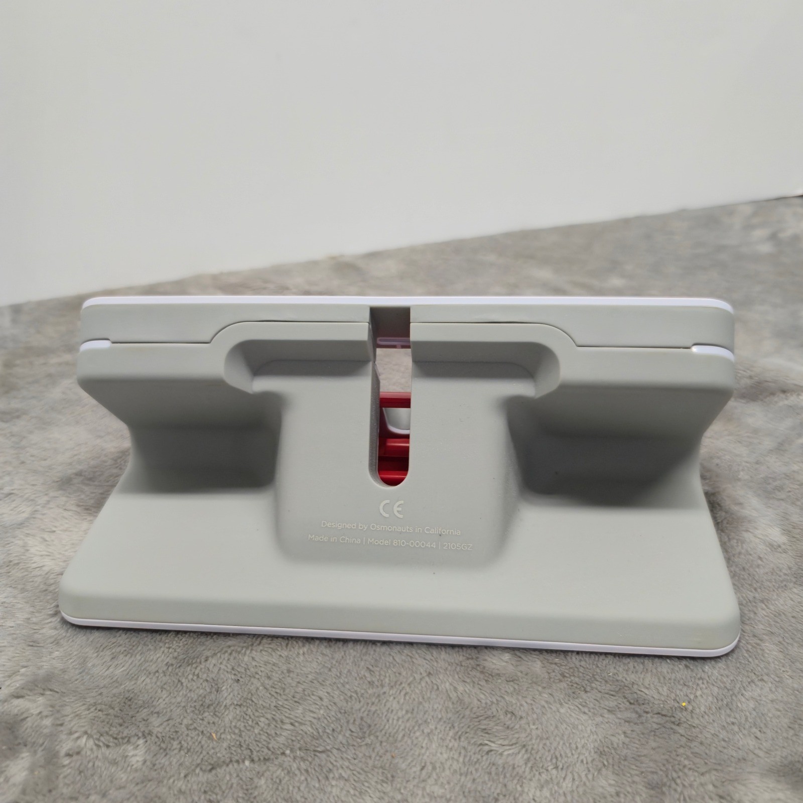 Osmo Base for iPad with Red Reflector Model 810-00044 White Replacement Part