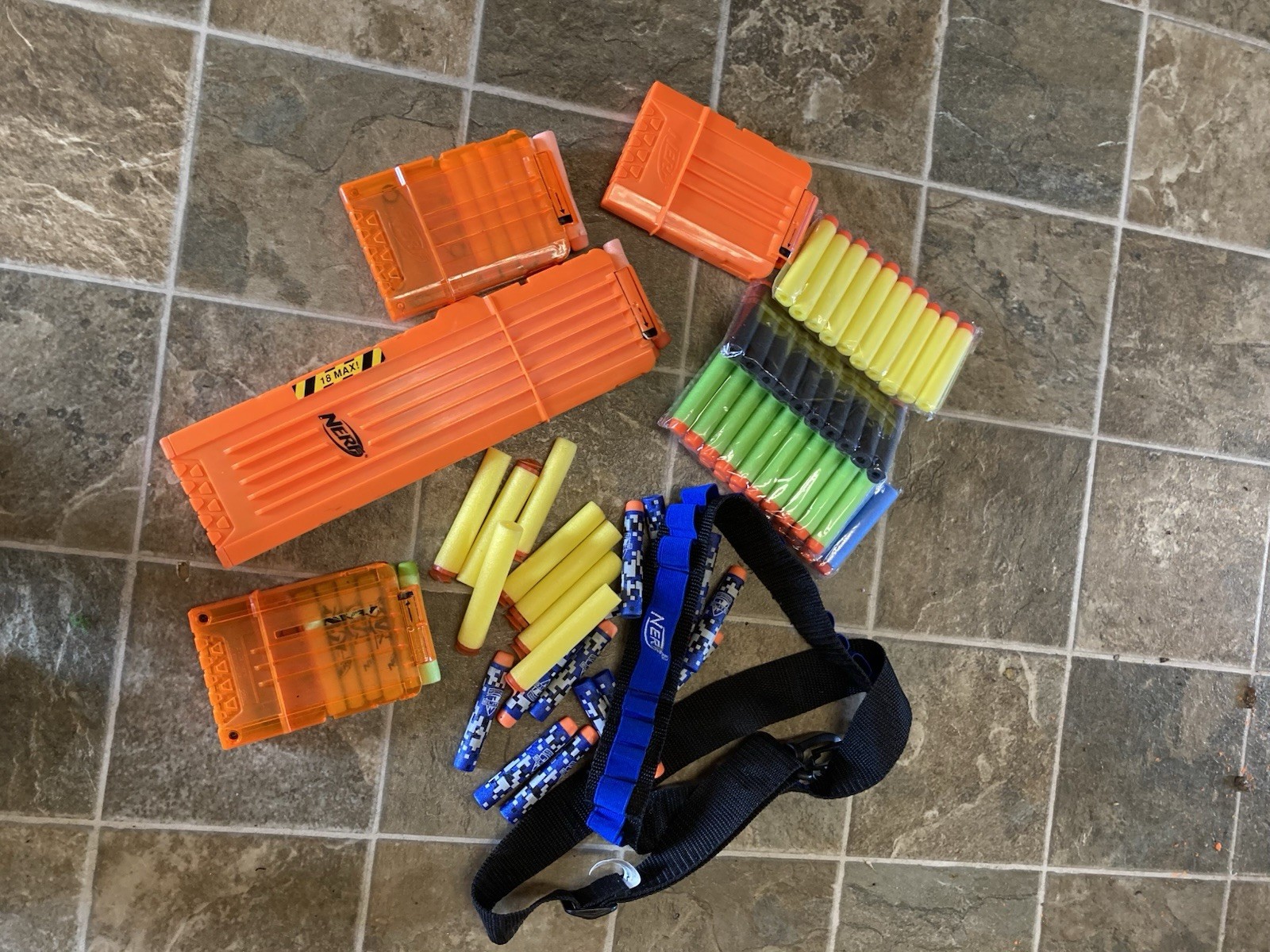 Nerf N Strike Elite Ammo Magazine Replacements Lot Darts Belt