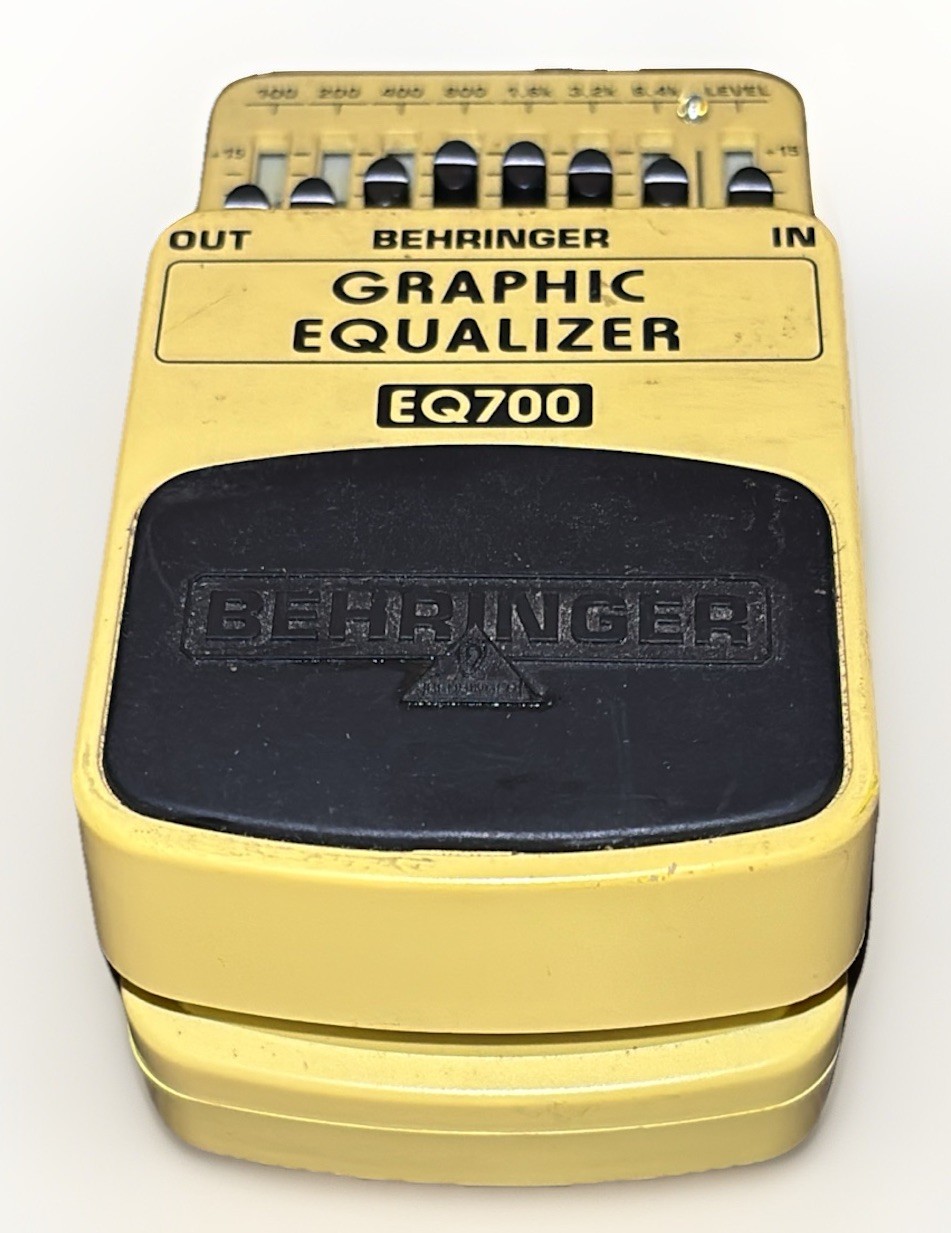 BEHRINGER GRAPHIC EQUALIZER EQ700 7 BAND PEDAL GERMANY YELLOW