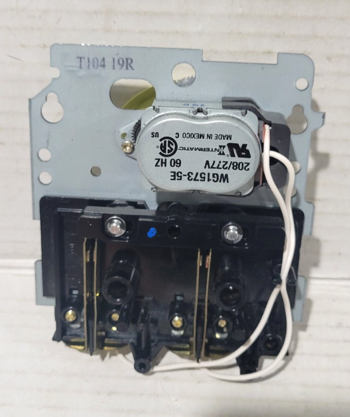 T104 19K Intermatic Timer MECHANISM ONLY !!