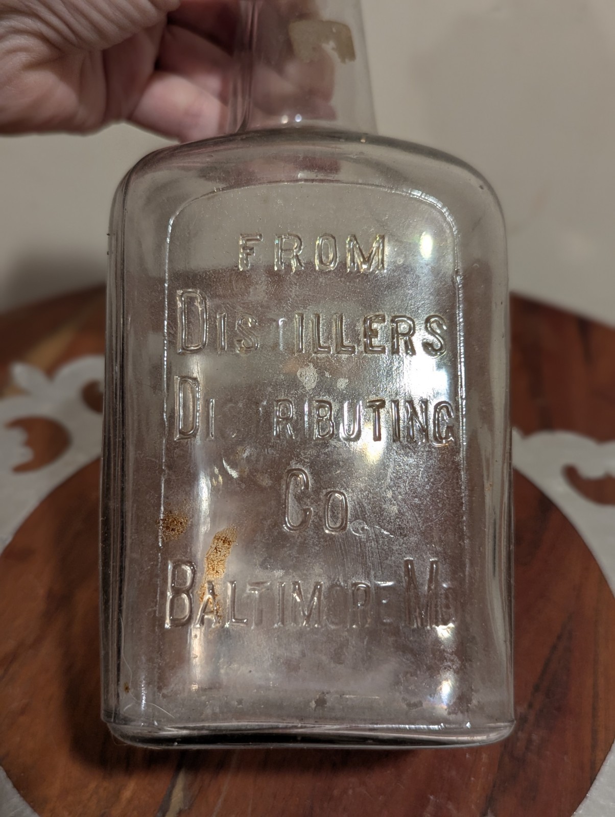 Distillers Distributing Co Baltimore Maryland Embossed Liquor Bottle 1906-1919