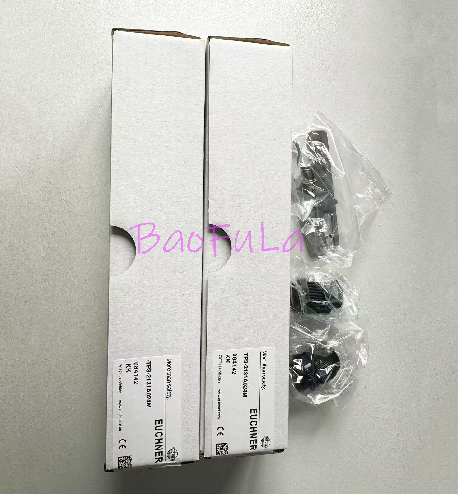 1PCS New Euchner TP3-2131A024M 084142 Safety Switch