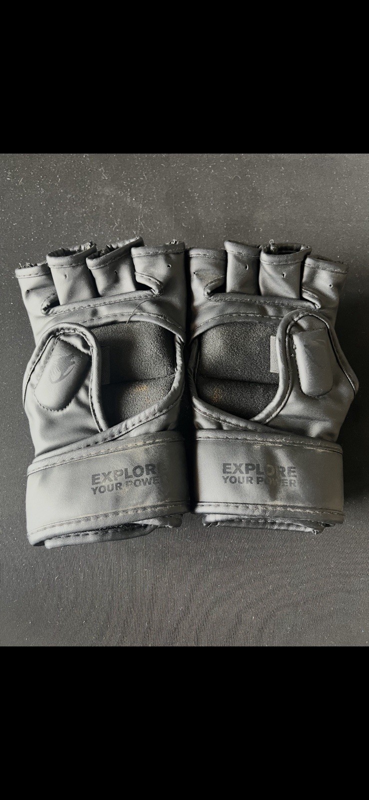 Venum Challenger MMA Training Gloves Size Medium - Matte/Black