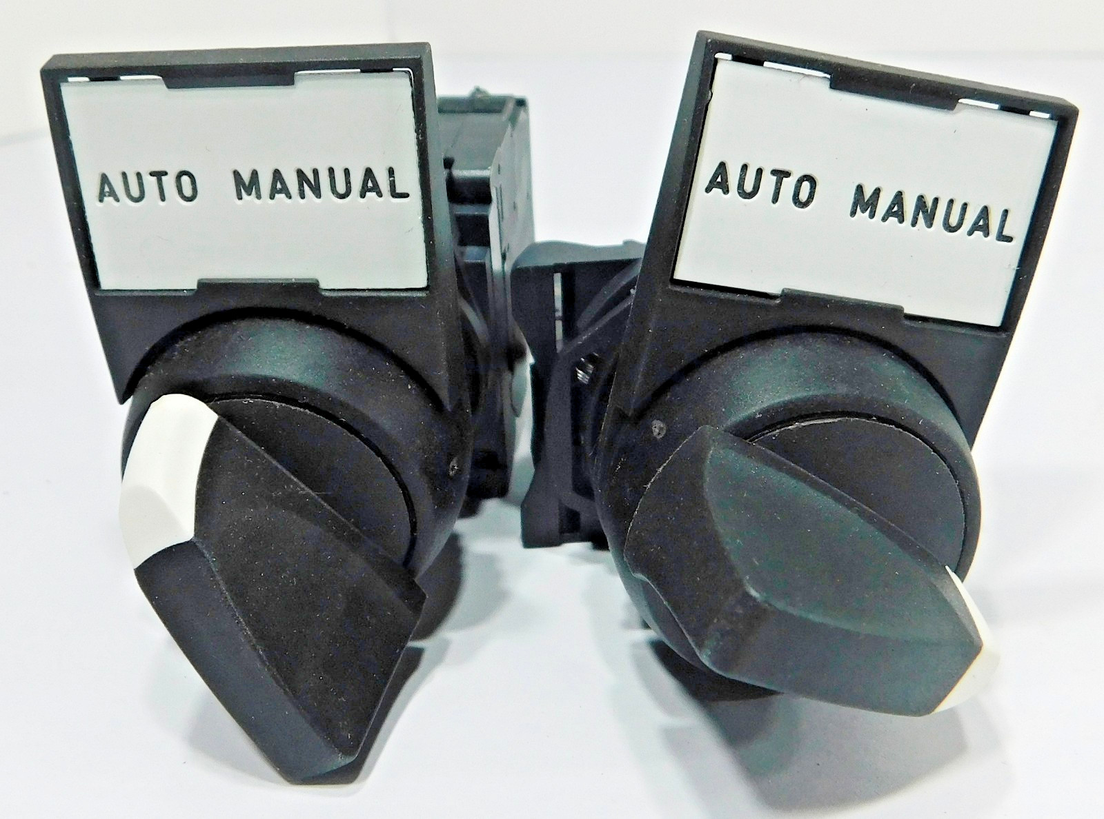 Lot of 2 each Allen Bradley 800FP-HM22 2 Position Switch w/800F-X01 & Legend