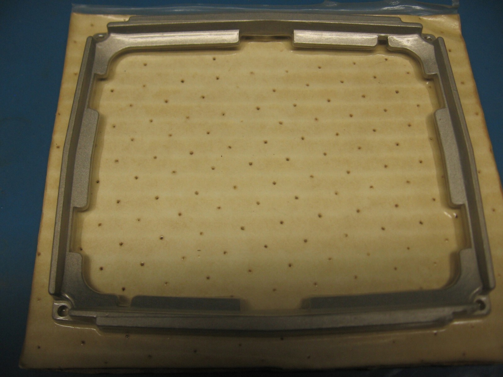 HP 5020-0476 Bezel