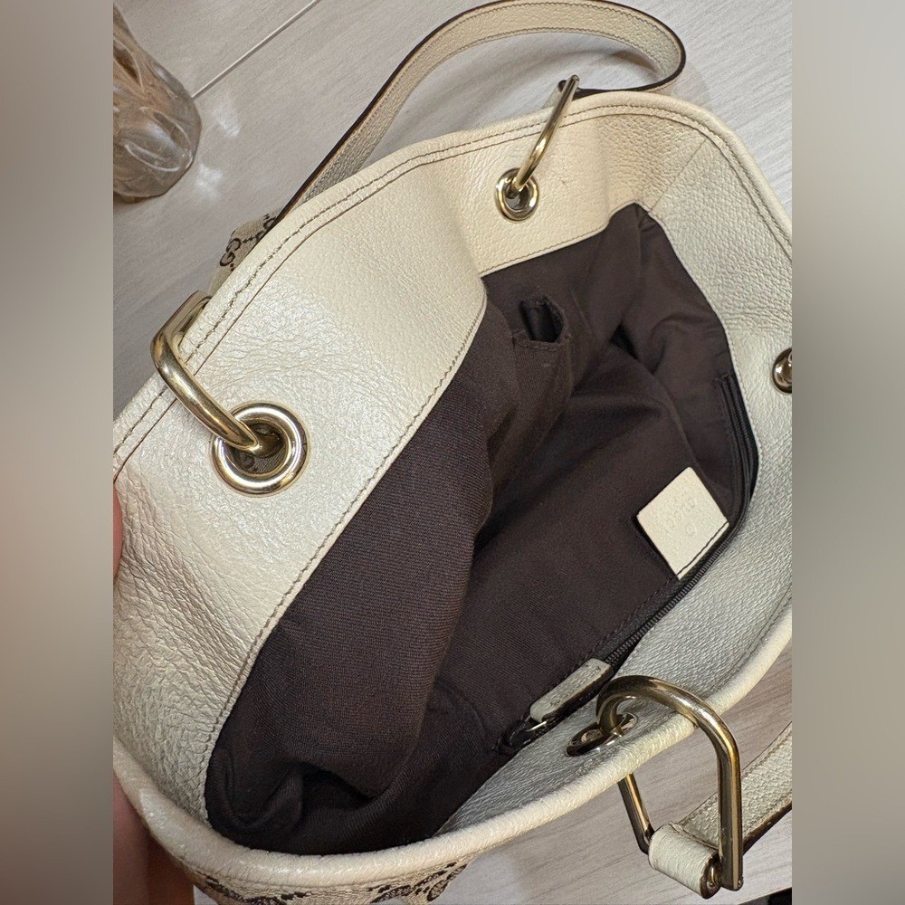 Gucci Beige and Brown Shoulder Bag