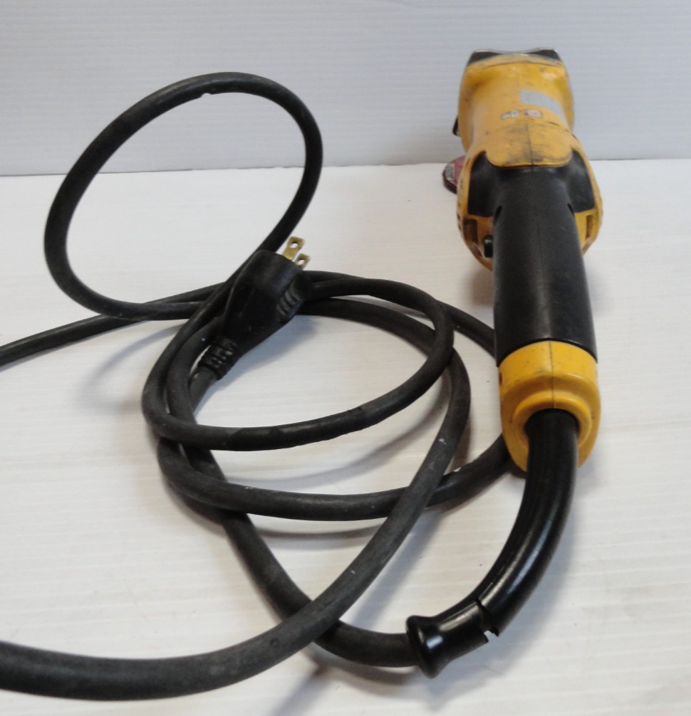 DeWalt D28116 Angle Grinder (Type 2)