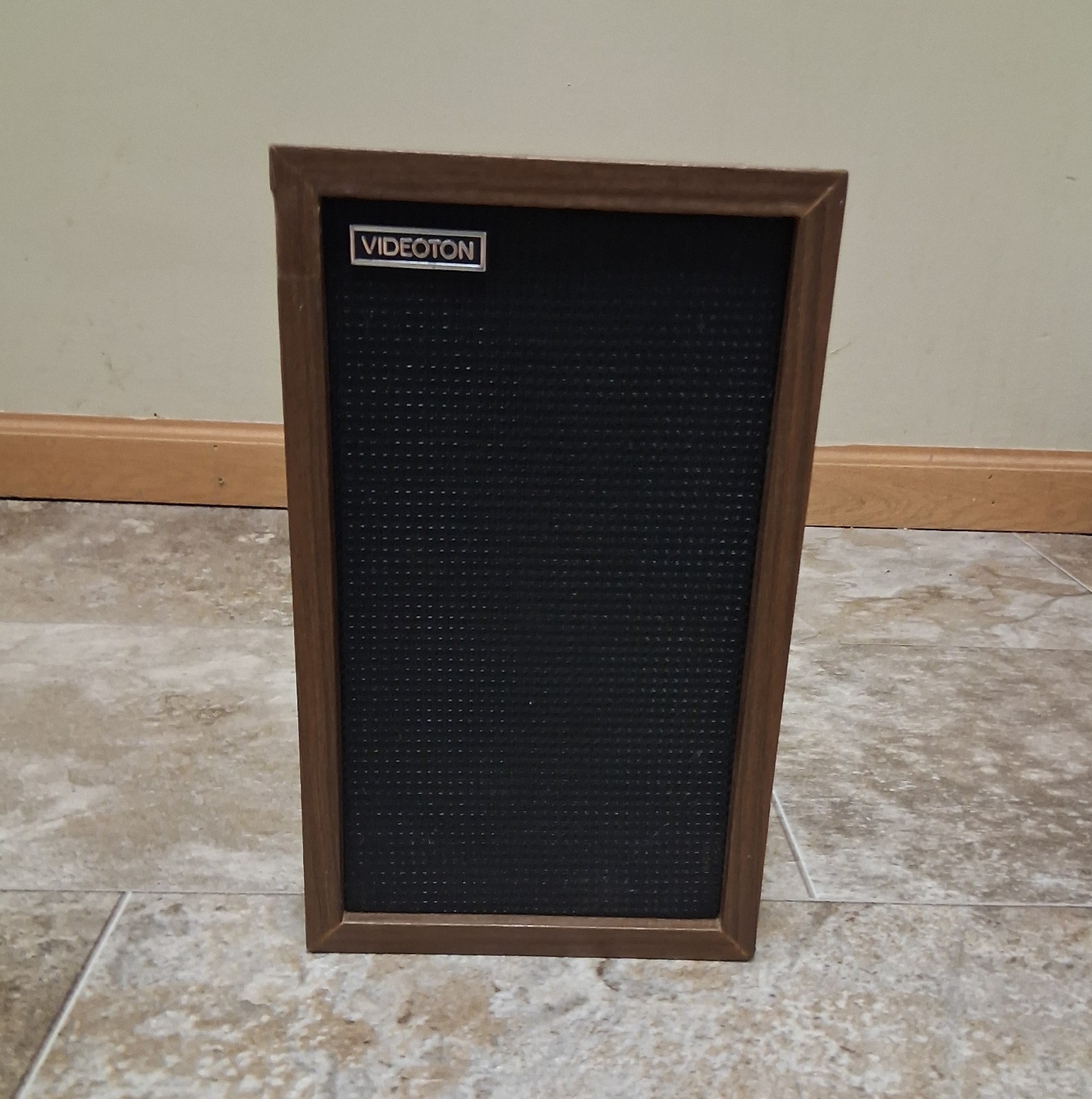 Videoton Minimax II Bookshelf Speaker Hungary Eastern Bloc LS3/5A Working RARE