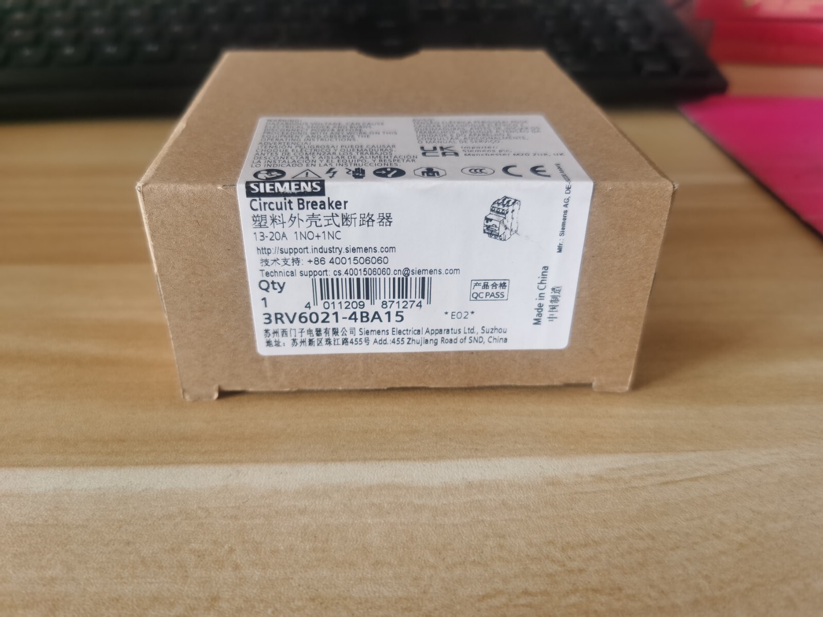 1PC New Siemens 3RV6021-4BA15 3RV60214BA15 14-20A Circuit Breaker In Box Brand