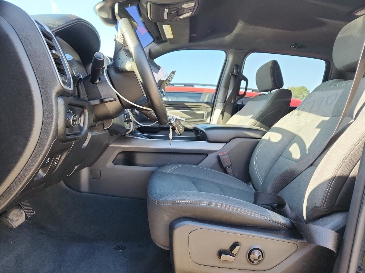 TDODR1500 2021 Glove Box 4944689