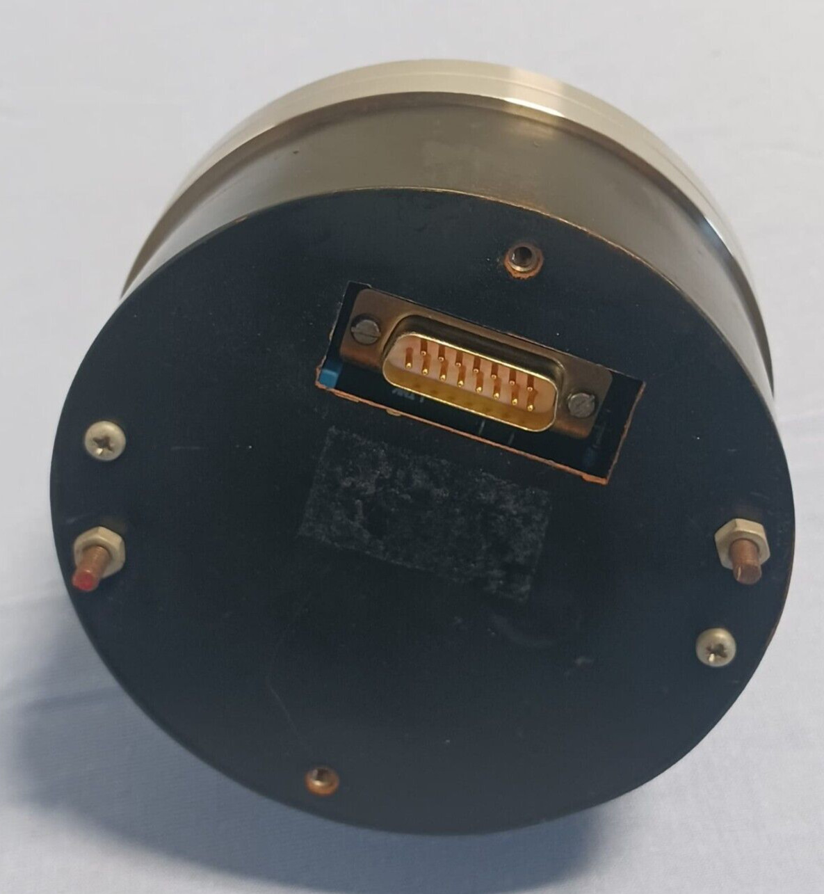 High-Precision Spectrometer Vacuum Chamber Electronic Interface Component