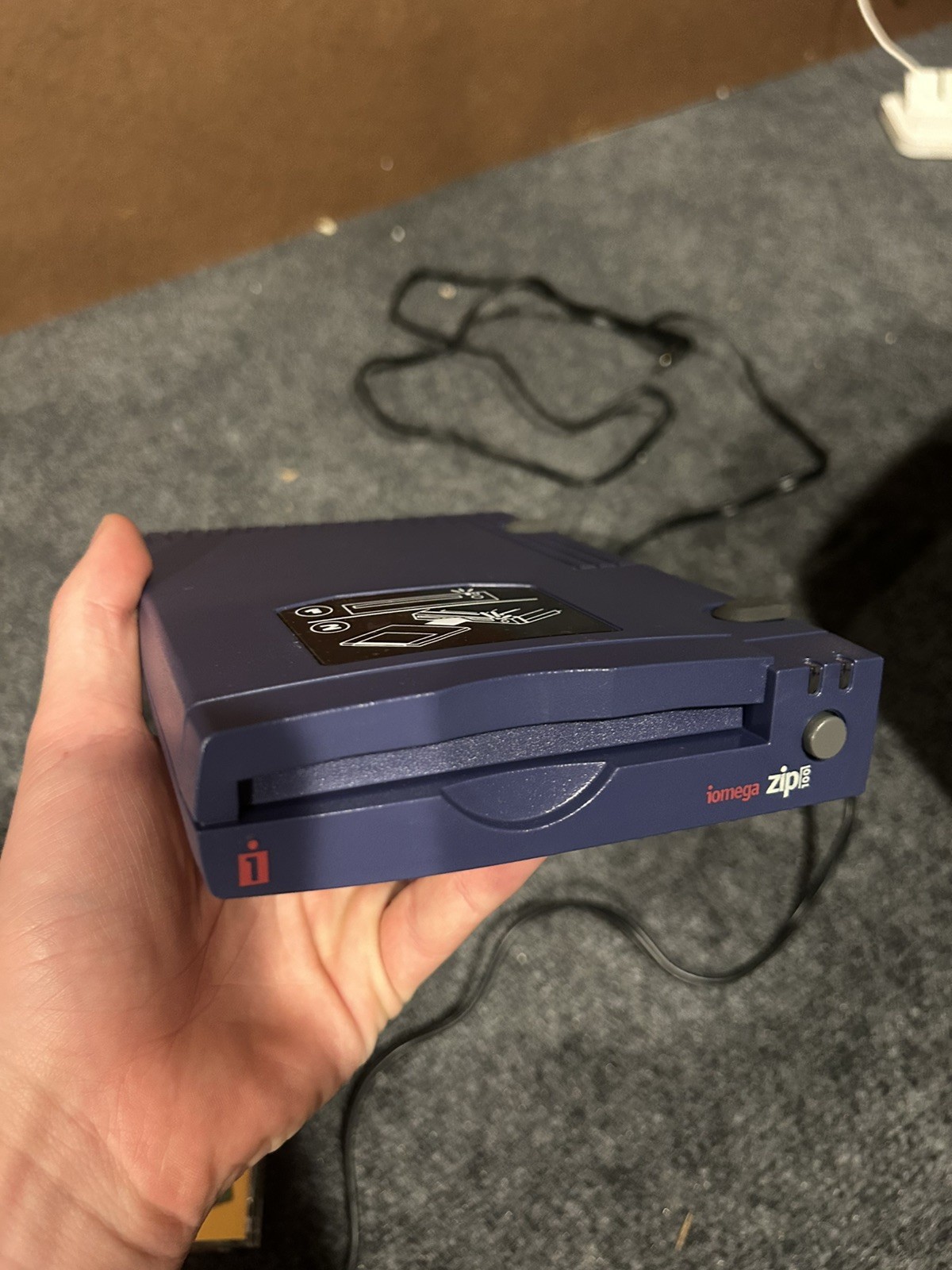 Iomega Zip 100 External Parallel Port Zip Drive Z100P2
