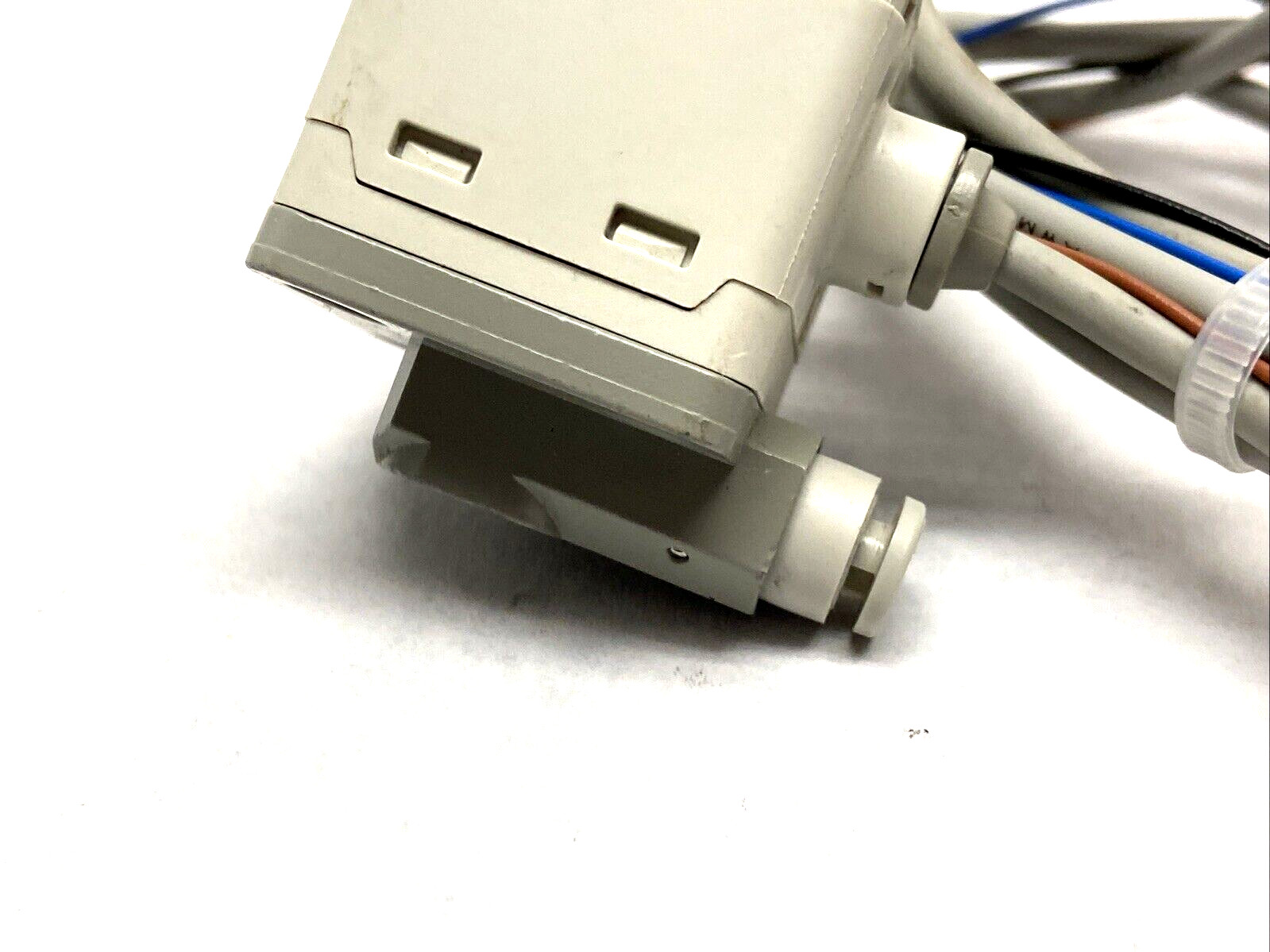 SMC ZSE40AF-C4-V Digital Vacuum Pressure Switch