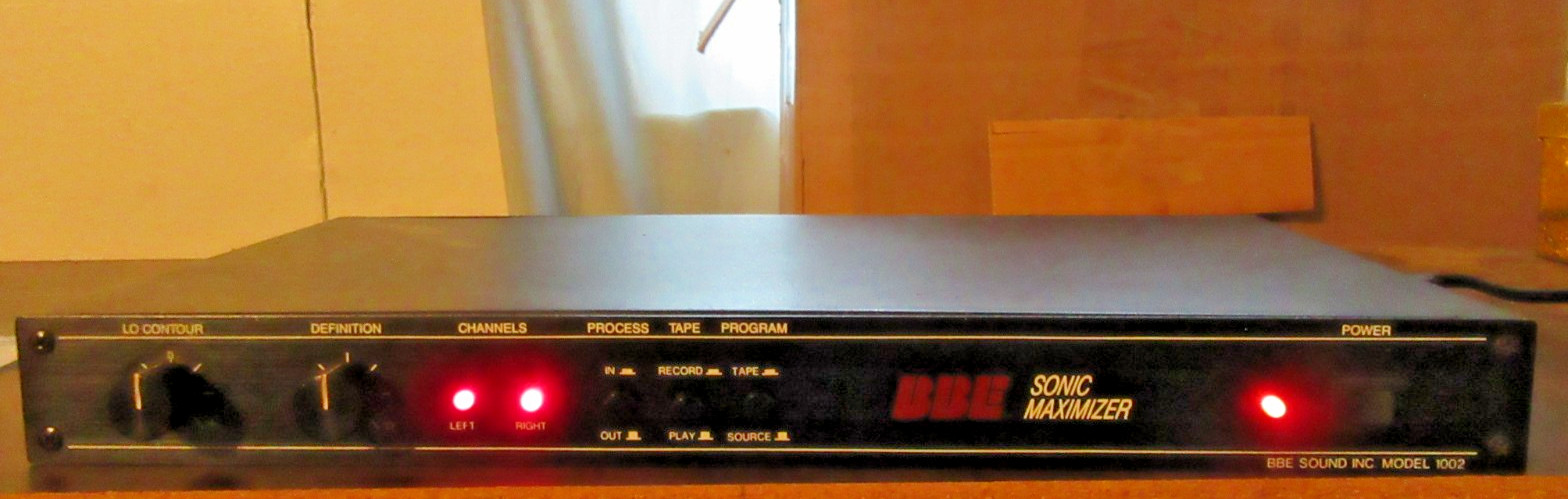 BBE SONIC MAXIMIZER MODEL 1002 rca input  Model 1002 Vintage RARE