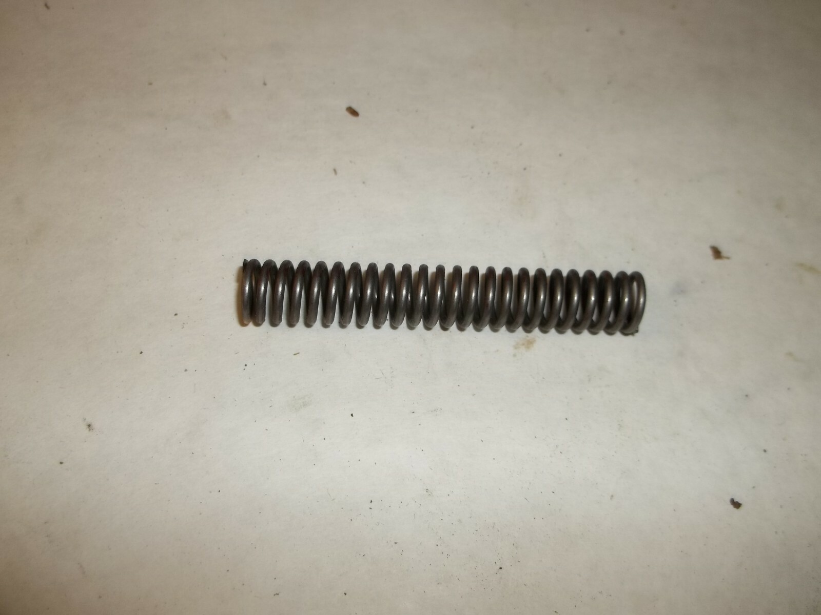 Case International Harvester 25140R1 spring valve