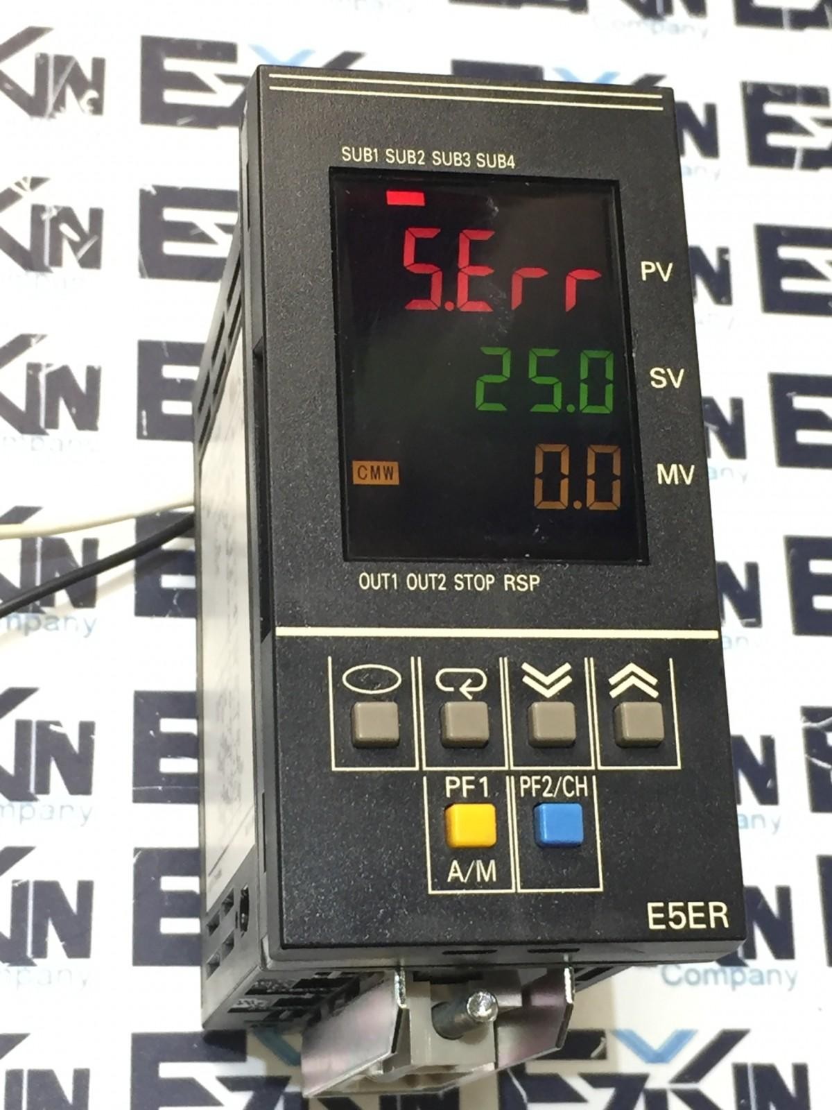 Omron E5ER-CTB-DRT Digital Temperature Controller