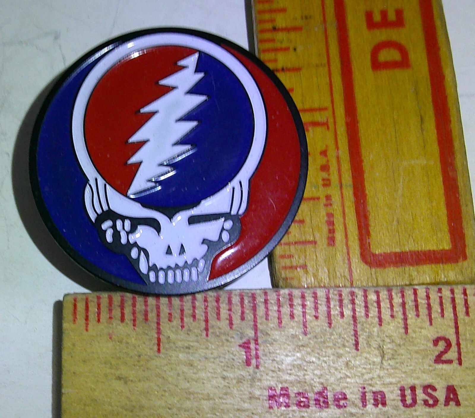 Grateful Dead pin vintage collectible old rock band music memorabilia pinback