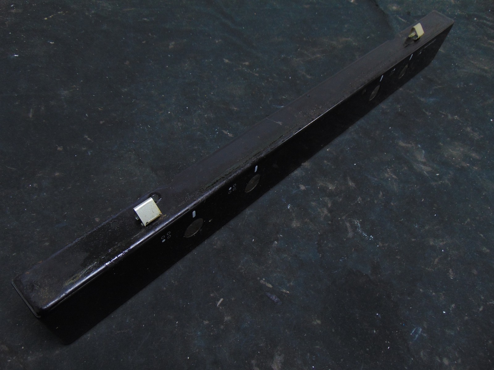 Maytag Range MGR5752BDS Manifold Panel 74009828
