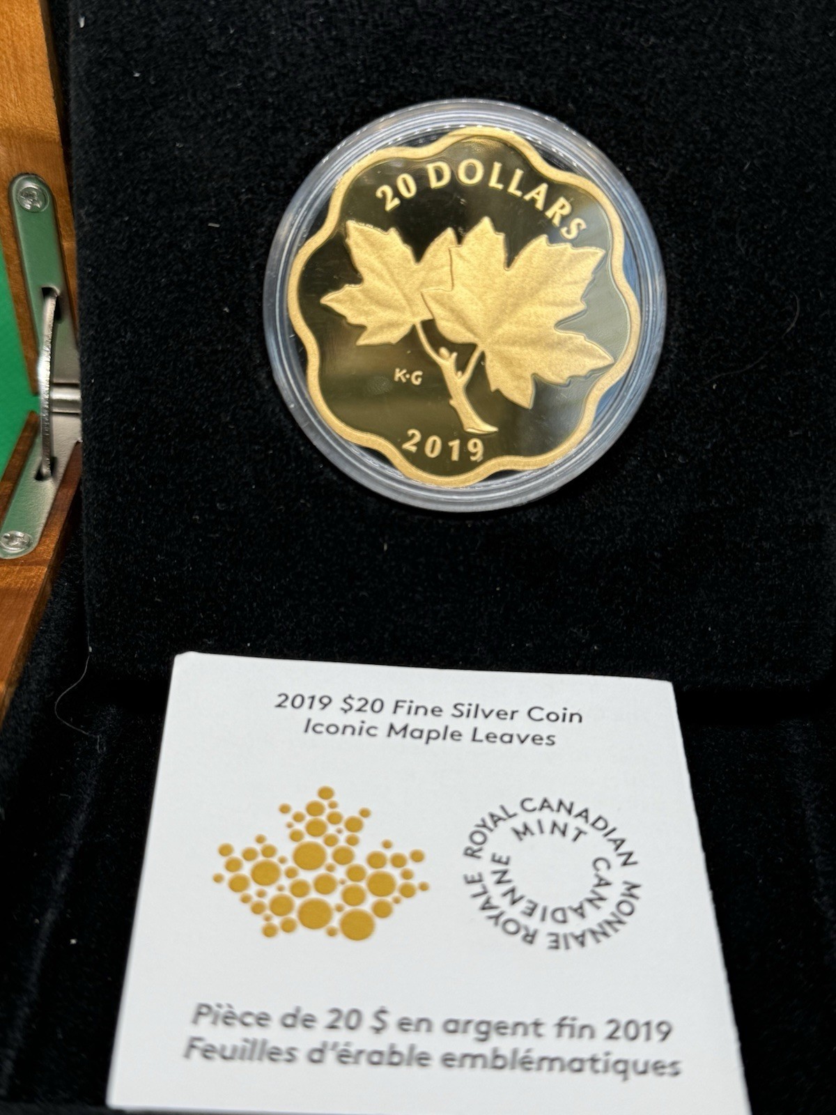 2019 RARE $20 CANADA .9999 SILVER ICONIC MAPLE LEAVES SCALLOPED 4500 Mintage