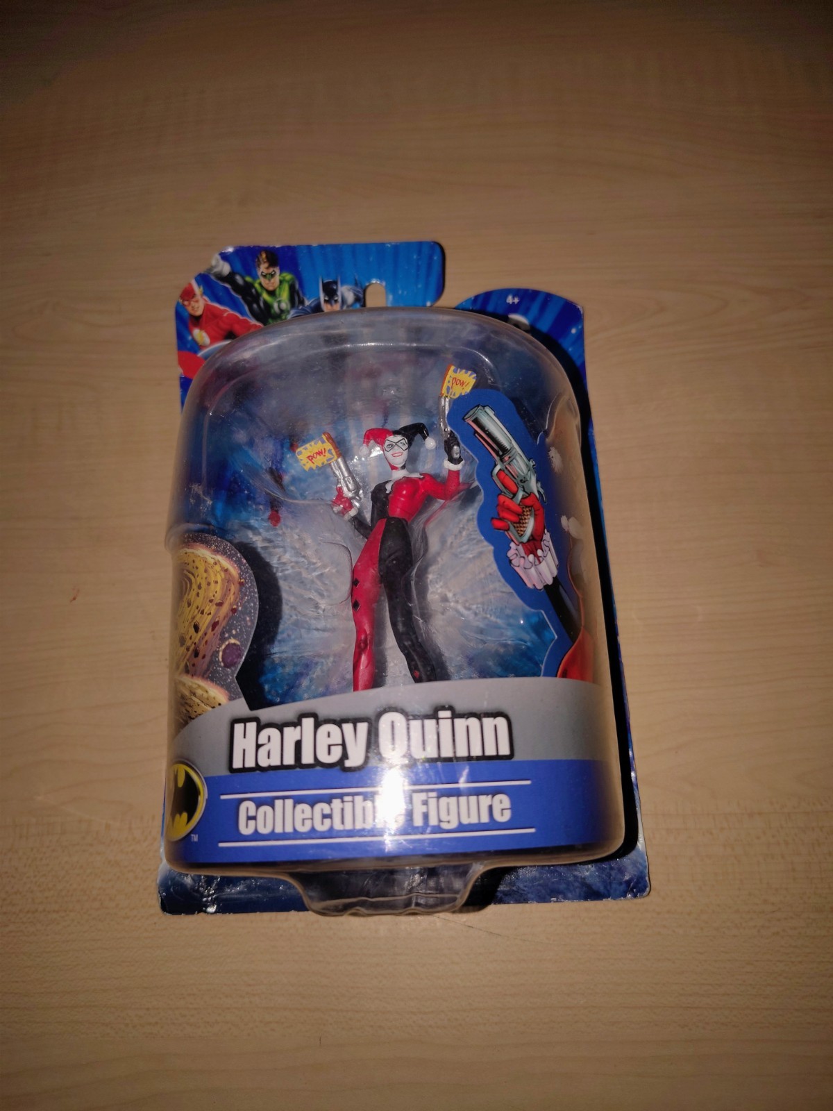 DC Comics Harley Quinn 4 Inch Collectible PVC Action Figure