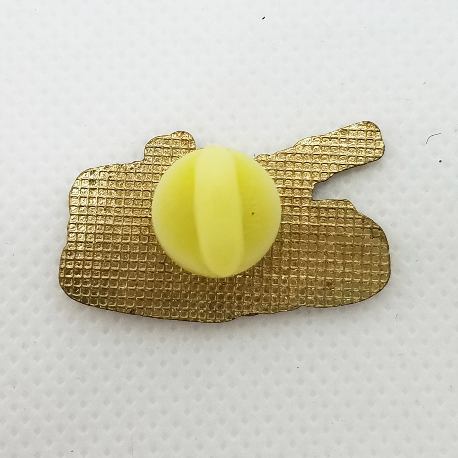 HOWITZER Pin - Metal - New from old stock