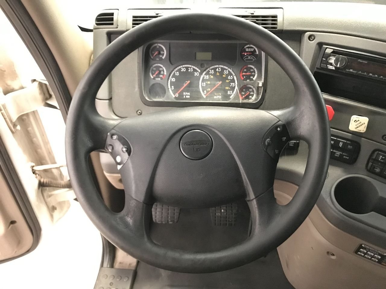 Freightliner CASCADIA Steering Column - Used