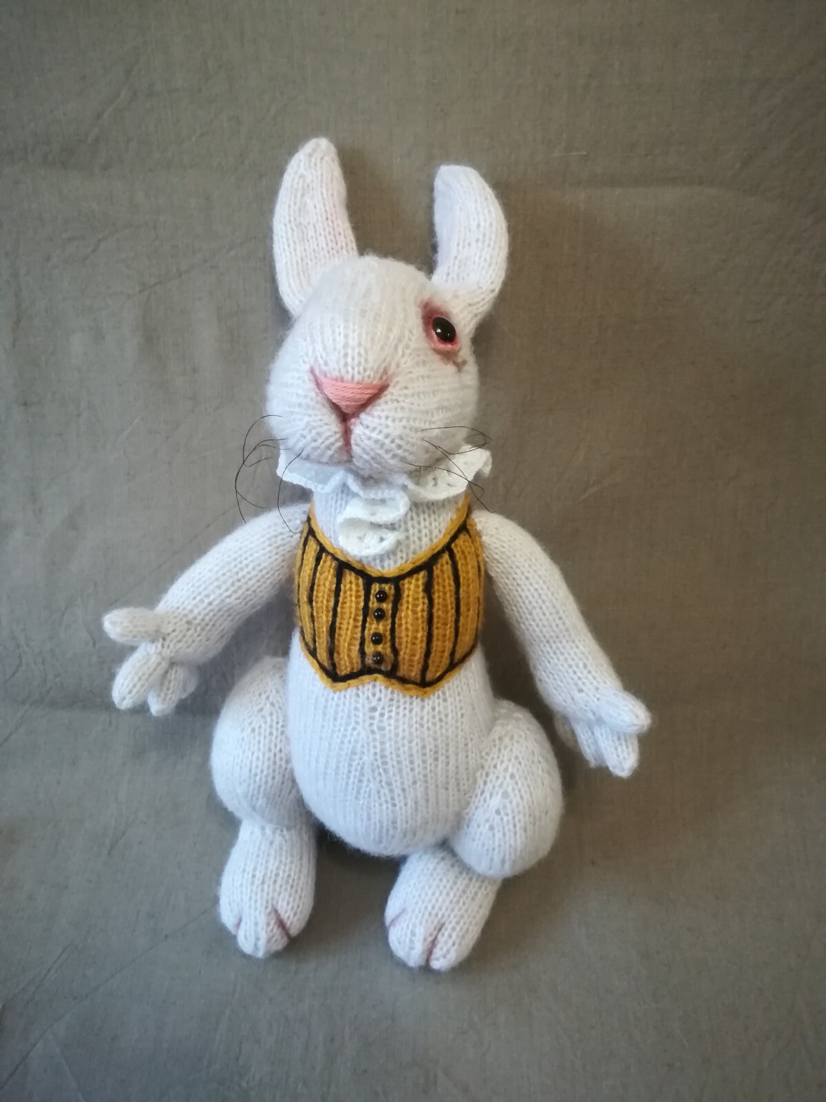 Toy knitting patterns Christmas -easy knitting bunny toys and knittin Snowfamily
